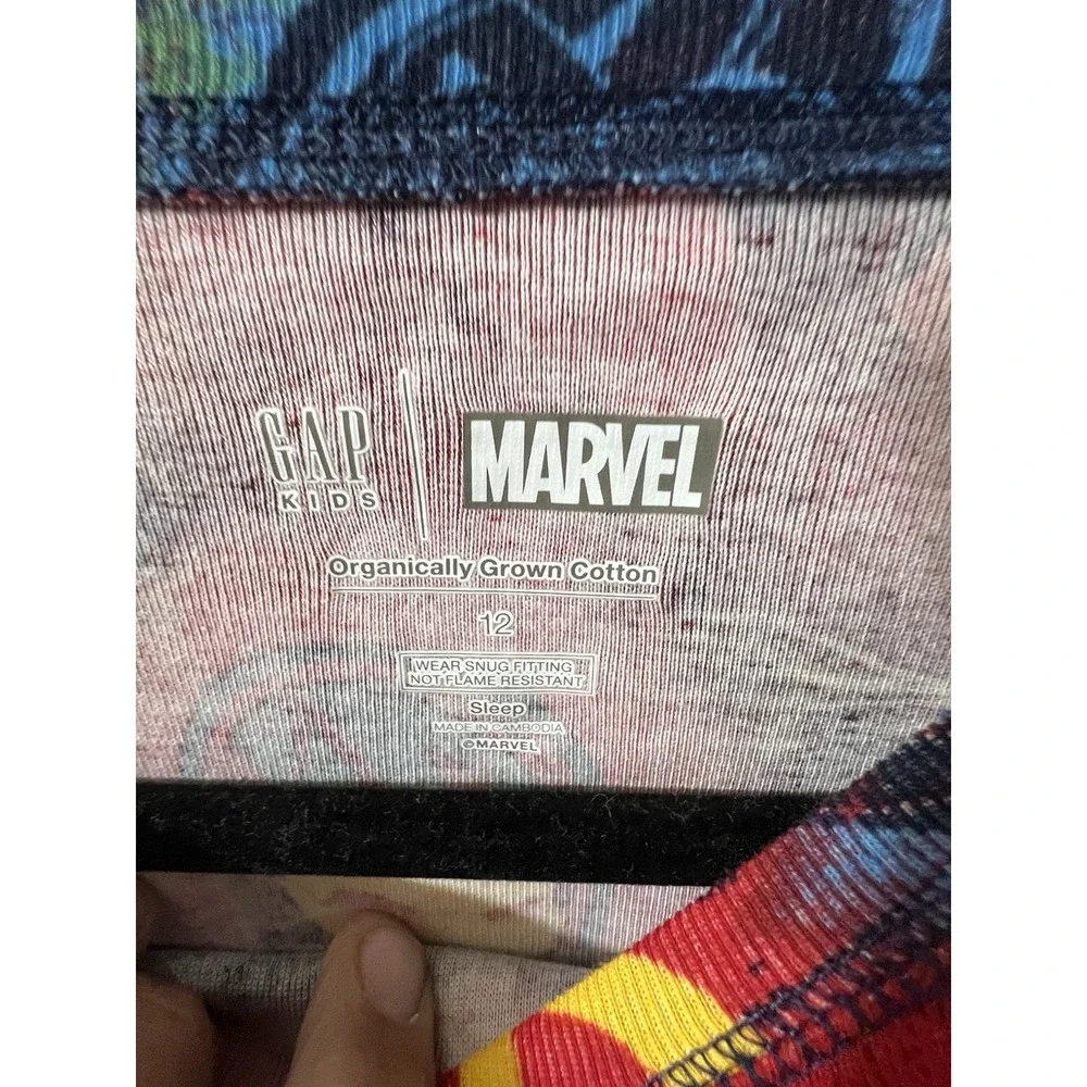 Gap‎ Kids Size 12 Marvel Pajama Shirt
